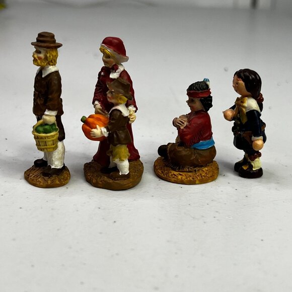 Thanksgiving Holiday Village 4 Piece Resin Figurine Set - Picture 7 of 8